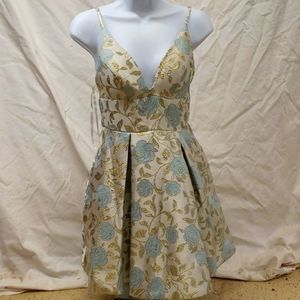 𝅺b. Darlin special occasion dress women's size 3/4